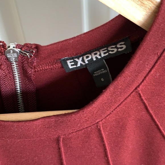 Burgundy mini dress - Picture 3 of 3